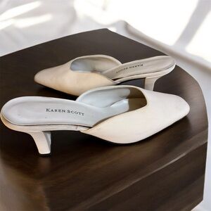 Karen Scott Women's Elegant White Mules size 8